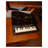 SMALL WOOD TOY PIANO / WORKS / BM SMALL WOOD TOY PIANO / WORKS / BM