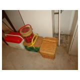COOLERS & BASKETS / G COOLERS & BASKETS / G