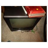 VINTAGE MAGNAVOX TV / BMBR VINTAGE MAGNAVOX TV / BMBR