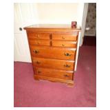 CHEST OF DRAWERS 40'T X 18' W X 31' L / GRM CHEST OF DRAWERS 40'T X 18' W X 31' L / GRM