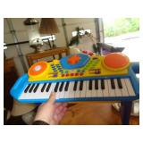 KIDS PIANO / TOY KIDS PIANO / TOY