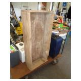 BIG OLD WOOD BOX / UT BIG OLD WOOD BOX / UT