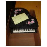TOY PIANO TOY PIANO