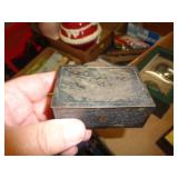 VINTAGE METAL BOX VINTAGE METAL BOX