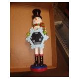 SNOWMAN NUTCRACKER APPROX 14' T SNOWMAN NUTCRACKER APPROX 14' T