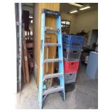 6FT WERNER FIBERGLASS STEP LADDER / RW 6FT WERNER FIBERGLASS STEP LADDER / RW