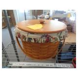 1999 LONGABERGER BASKET / 13' ACROSS 1999 LONGABERGER BASKET / 13' ACROSS