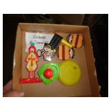 VINTAGE MCDONALD'S TOYS VINTAGE MCDONALD'S TOYS