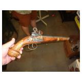 FLINTLOCK REPLICA PISTOL FLINTLOCK REPLICA PISTOL