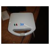 SANDWICH MAKER SANDWICH MAKER