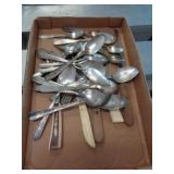 KITCHE KNIVES / FLATWARE / SILVERPLATE