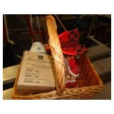 BASKET W XMAS ITEMS