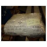 PARIS QUILT FULL / QUEEN SZ