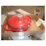 LODGE 3QT ENAMEL OVER CAST IRON DUTCH OVEN