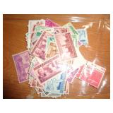 100 - VINTAGE U S POSTAGE STAMPS
