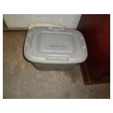 TOTE W LID / RW
