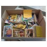 300 - BASEBALL CARDS