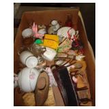 FIGURINES & MISC