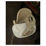 CHILDS BOOSTER SEAT / LW