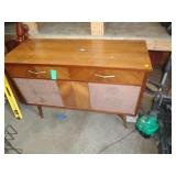 DELMONICO CONSOLE STEREO / ST