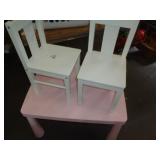 KIDS TABLE & CHAIRS 30' X 21' X 19'