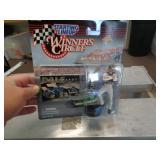 NASCAR FIGURE - DALE EARNHARDT NASCAR FIGURE - DALE EARNHARDT