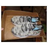 SHOES SZ 3 SHOES SZ 3