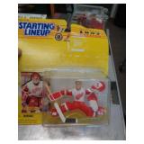 1997 HOCKEY FIGURE - CHRIS OSGOOD 1997 HOCKEY FIGURE - CHRIS OSGOOD
