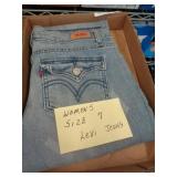 LEVIS WOMENS SZ XL LEVIS WOMENS SZ XL