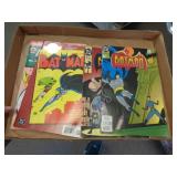 4 - BATMAN COMICS 4 - BATMAN COMICS