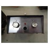 AMPLIFIER AMPLIFIER