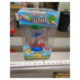 M&M DISPENSER - FUN MACHINE M&M DISPENSER - FUN MACHINE