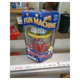 M&M DISPENSER - FUN MACHINE M&M DISPENSER - FUN MACHINE