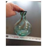 BLOWN GLASS VASE / UNMARKED BLOWN GLASS VASE / UNMARKED