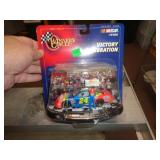 1:43 SCALE NASCAR - JEFF GORDAN 1:43 SCALE NASCAR - JEFF GORDAN