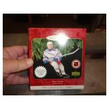 HOCKEY - WAYNE GRETZKY - HALLMARK ORNAMENT HOCKEY - WAYNE GRETZKY - HALLMARK ORNAMENT