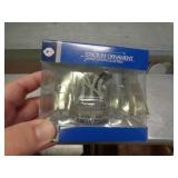 NEW YORK YANKEES ORNAMENT NEW YORK YANKEES ORNAMENT