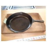 12' CAST IRON SKILLET #10 12' CAST IRON SKILLET #10