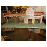 MARX TIN 24HR SERVICE STATION 14'X26' / LW MARX TIN 24HR SERVICE STATION 14'X26' / LW