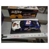 1:24 SCALE NASCAR - 1998 WALLACE / ELVIS / BANK 1:24 SCALE NASCAR - 1998 WALLACE / ELVIS / BANK