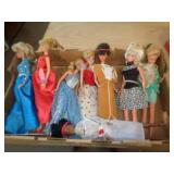 BARBIES BARBIES