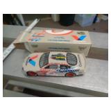 1:24 SCALE NASCAR - VALVOLINE 1:24 SCALE NASCAR - VALVOLINE