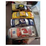 4 - 1:24 SCALE NASCAR CARS 4 - 1:24 SCALE NASCAR CARS