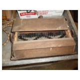 VINTAGE WOOD FLOOR SWEEPER