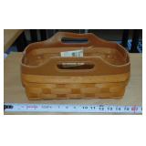 2013 LONGABERGER BASKET / LEATHER CREST