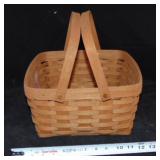 2009 LONGABERGER BASKET