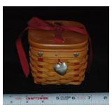 2002 LONGABERGER BASKET