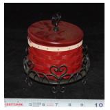 2012 LONGABERGER BASKET  / SWEETHEART /METAL BASE
