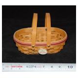 2006 LONGABERGER BASKET  / NATURES BERRY
