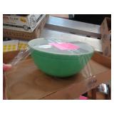 PYREX MIXING BOWL